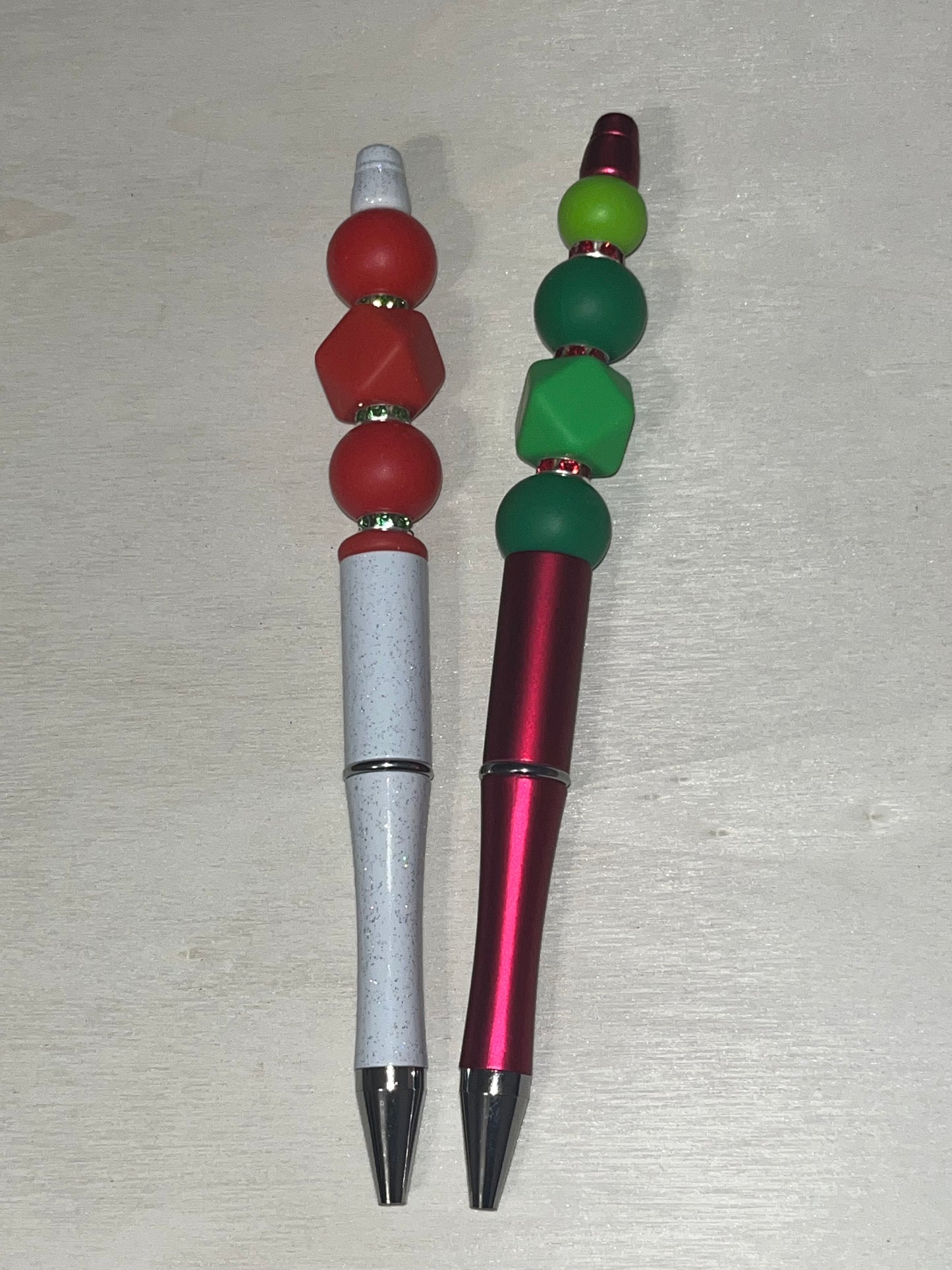 Pens (no focal)